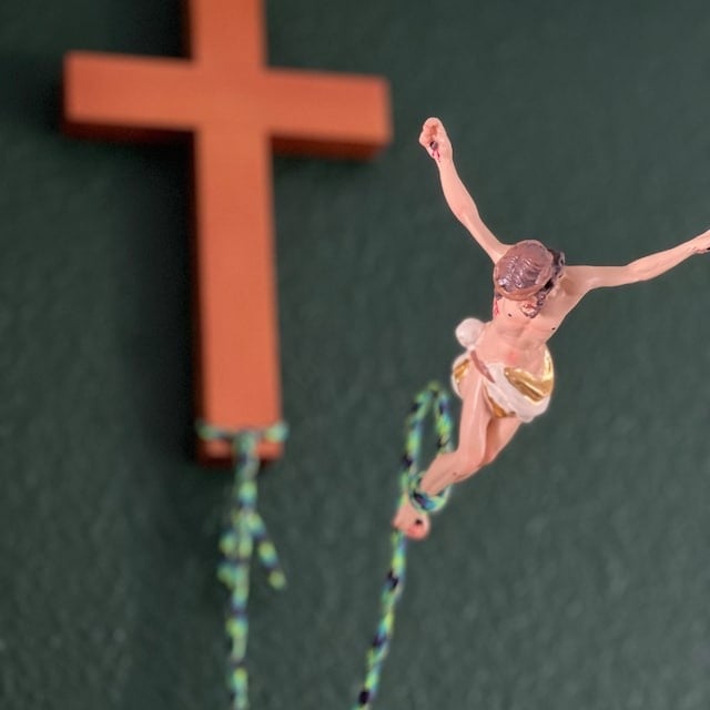 Owronline - Bungee Jumping Jesus - owronline
