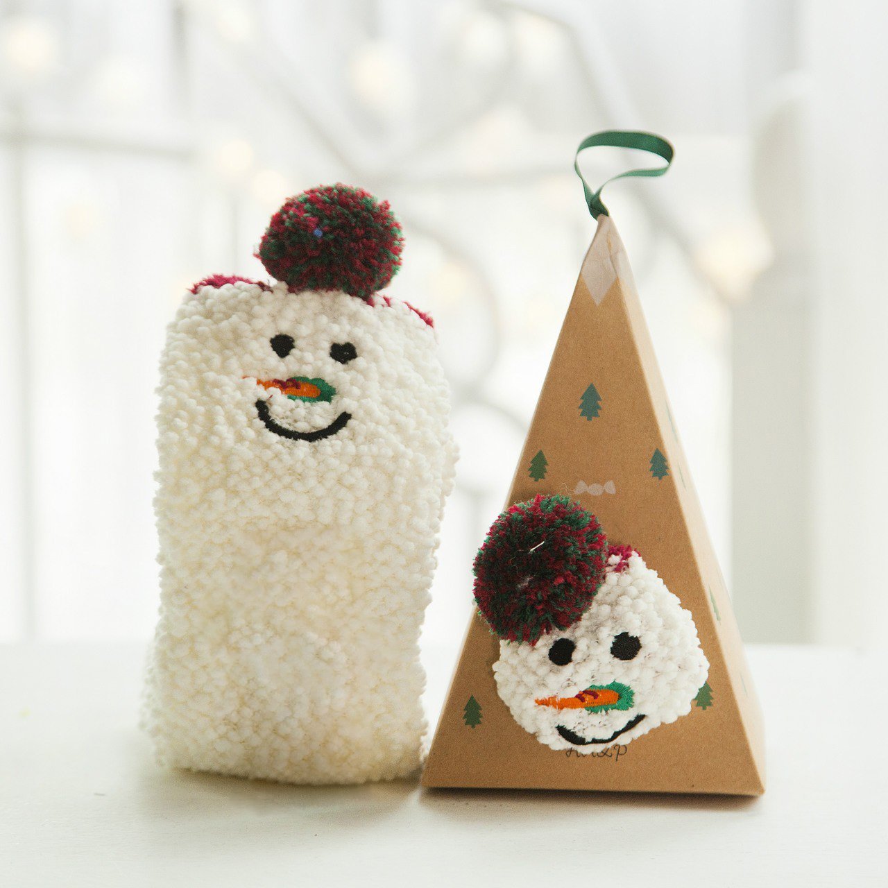 Owronline - Cute Christmas Style Thickened Warm Socks - owronline