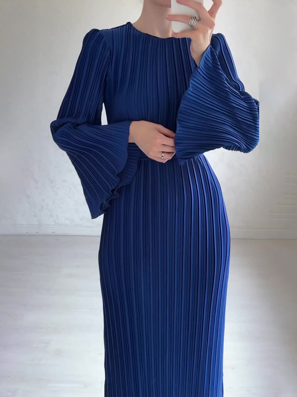 Owronline - Pleated Bell Sleeve Maxi Dress