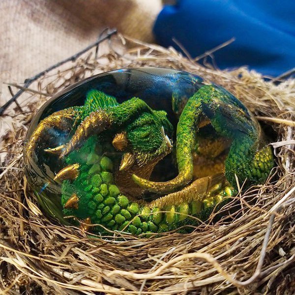 Owronline - Lava Dragon Egg-Perfect gift for dragon lovers