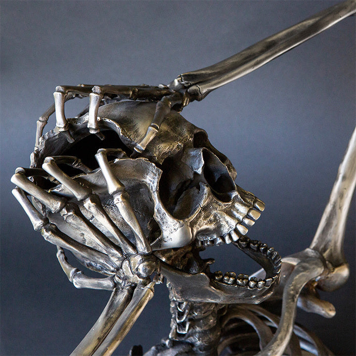 Owronline - Break the Rules Madness Skeleton Bust Sculpture