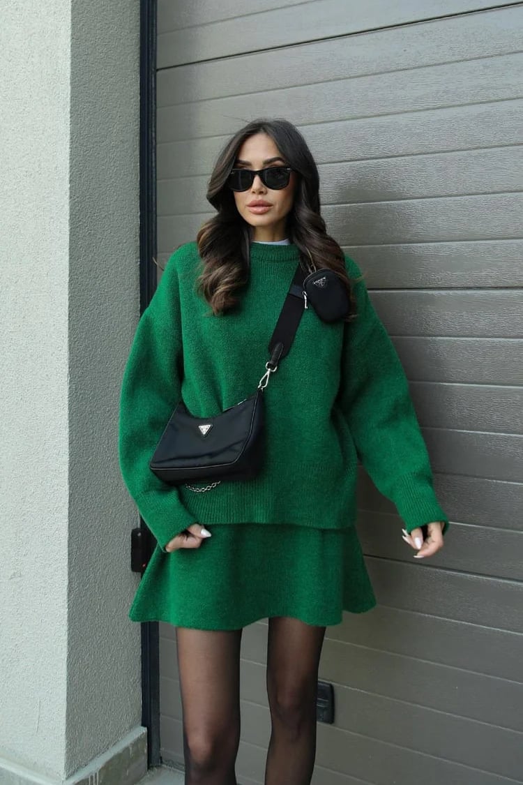 Owronline - Knitted skirt suit