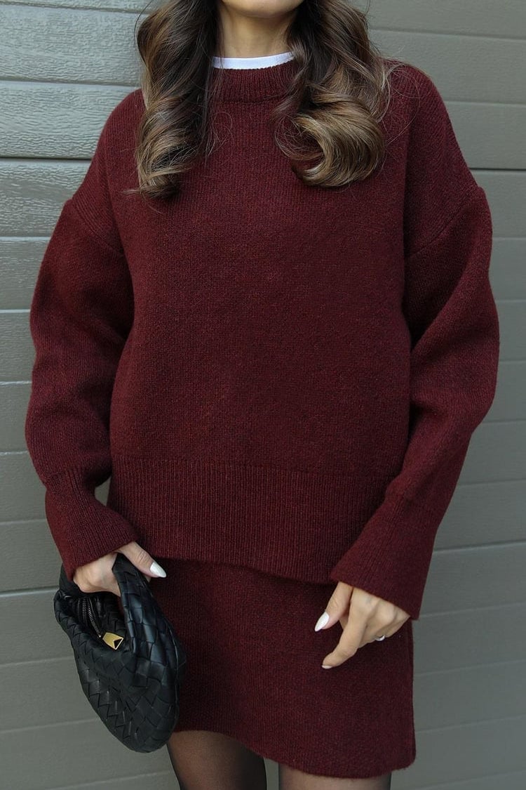 Owronline - Knitted skirt suit