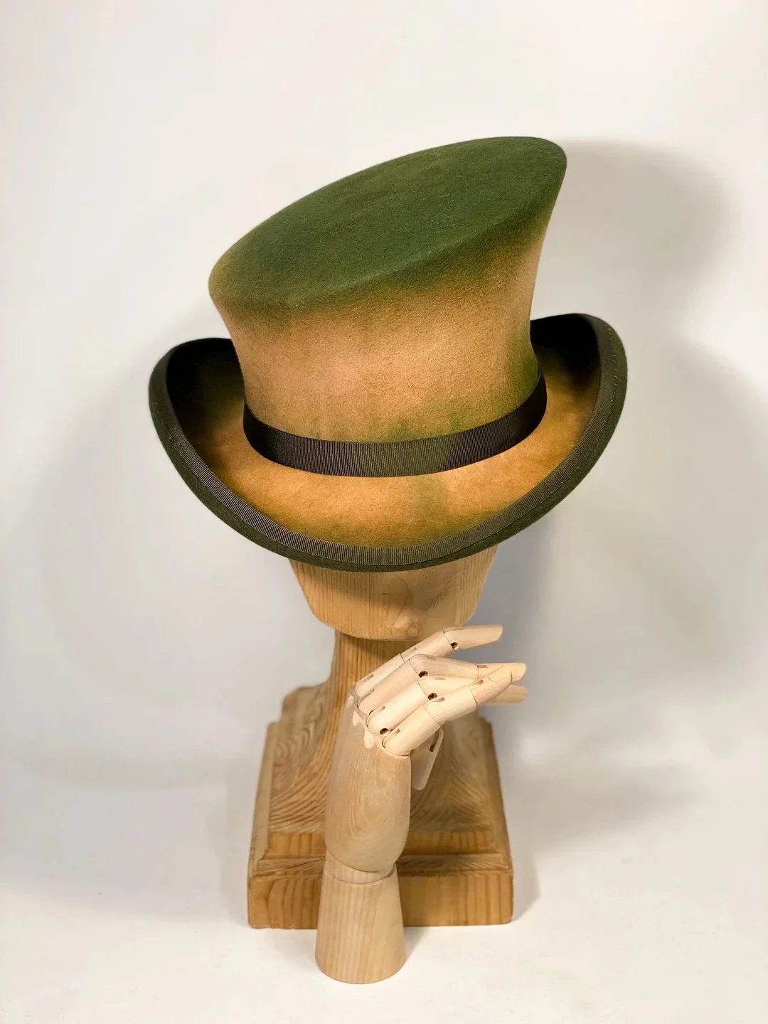 Owronline - Asymmetric top hat