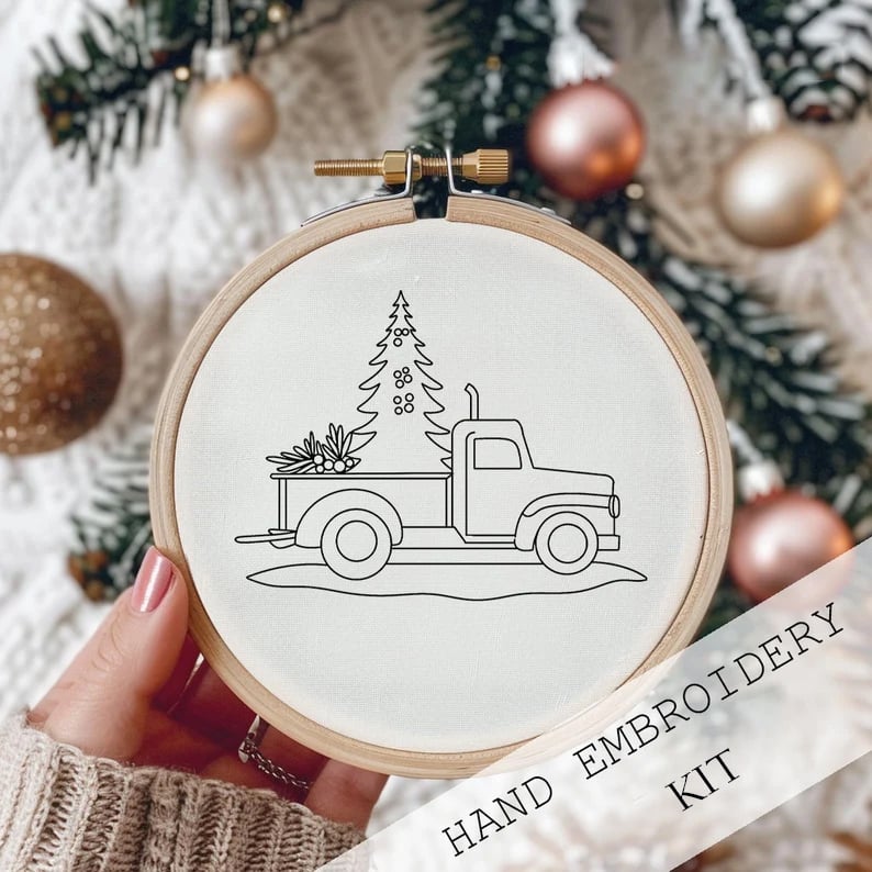 OWRONLINE - Christmas Embroidery KIT