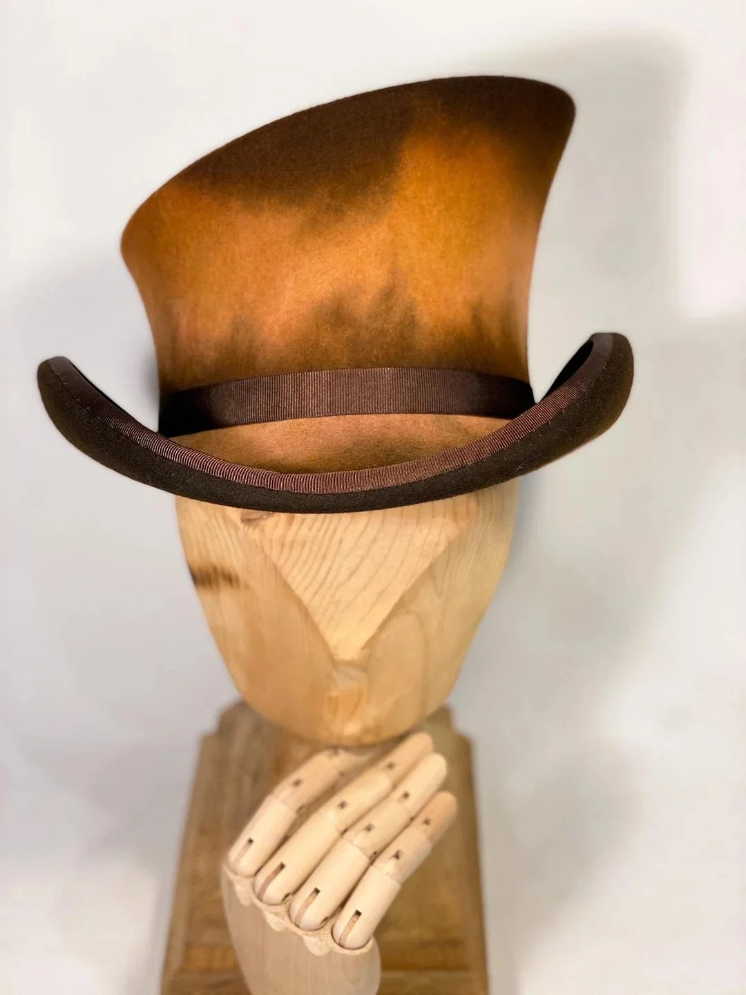 Owronline - Asymmetric top hat